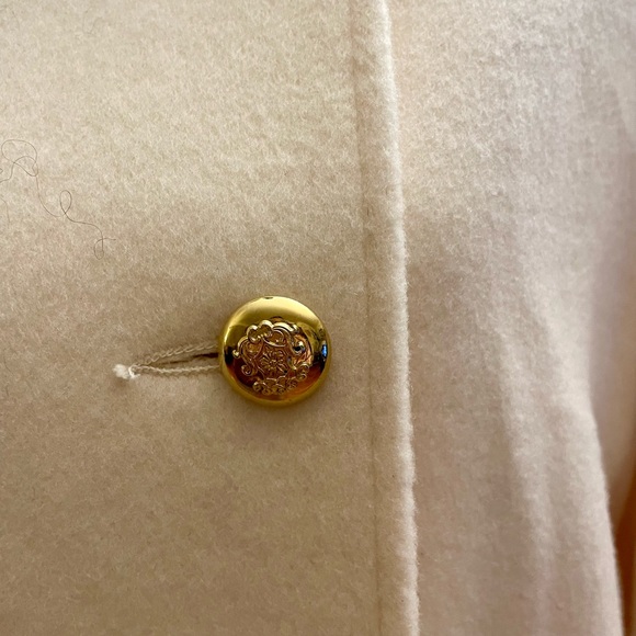 Winter White Walking Coat by ilie wacs. - Picture 7 of 10